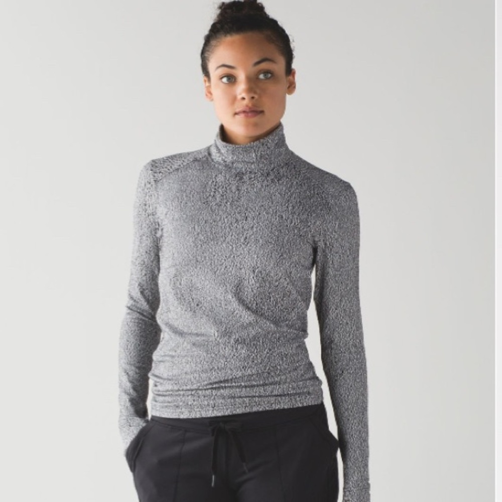 Lululemon Ready to Rulu Long Sleeve Top size 10/12